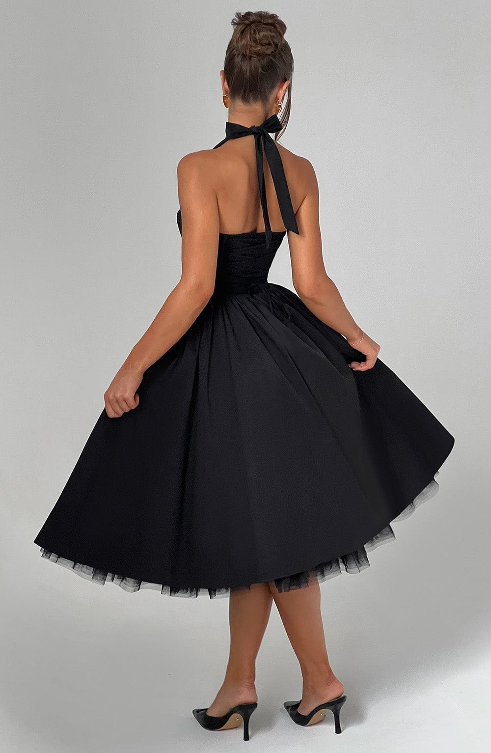 Robe midi de fête pour femme avec col halter et jupe évasée