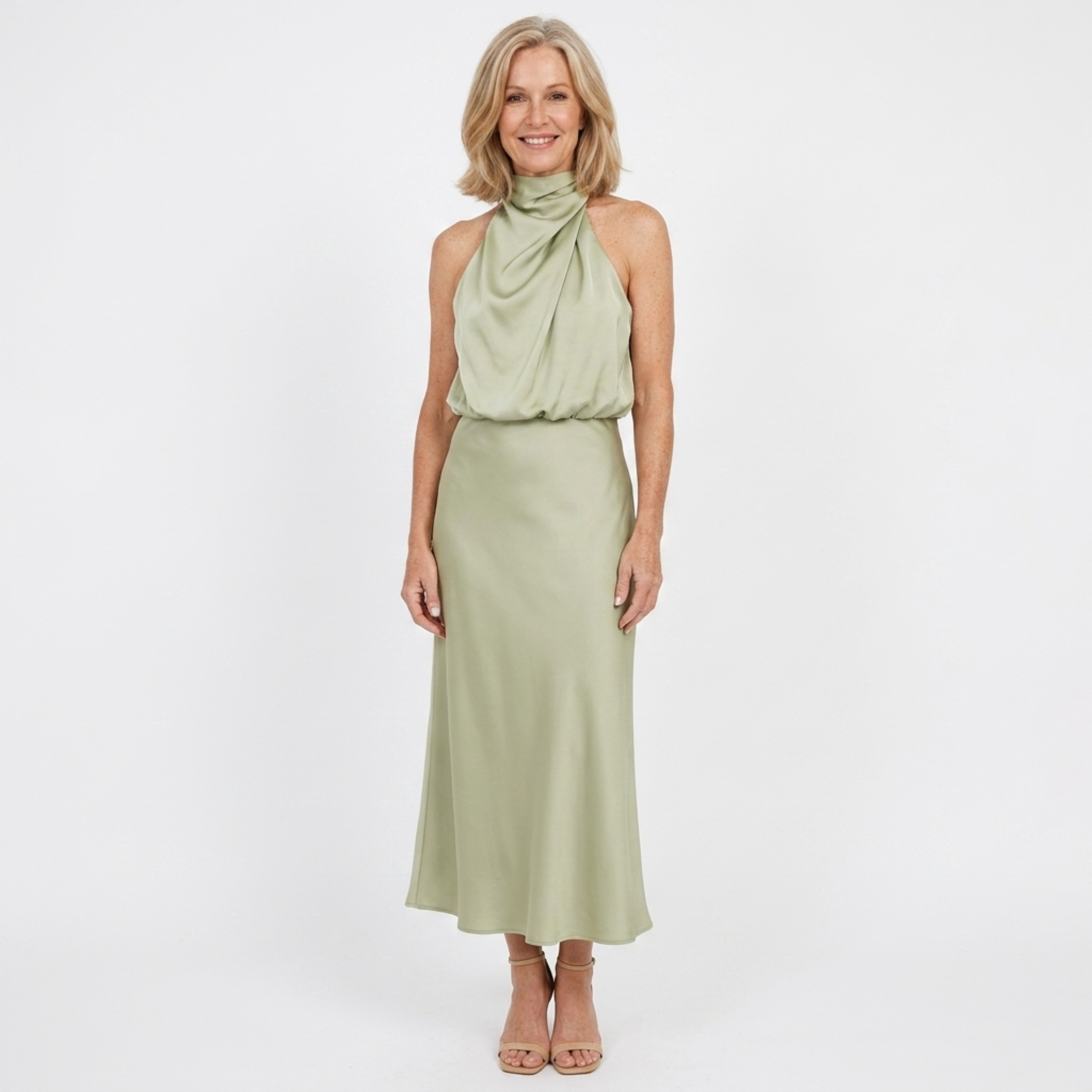 Robe longue en satin — col montant pour événements formels