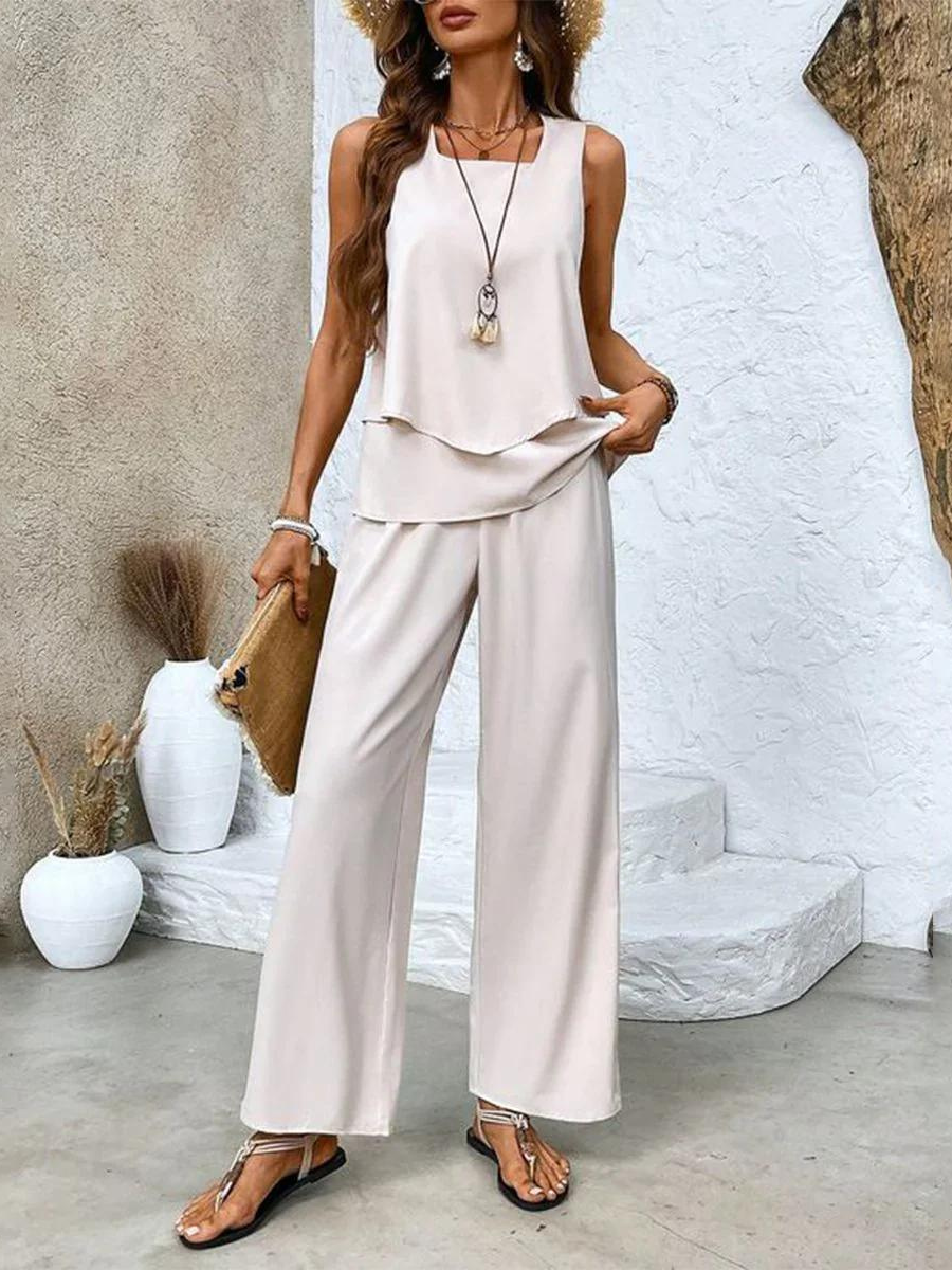Two-Piece Set with Sleeveless Blouse and Wide-Leg Pants for Women