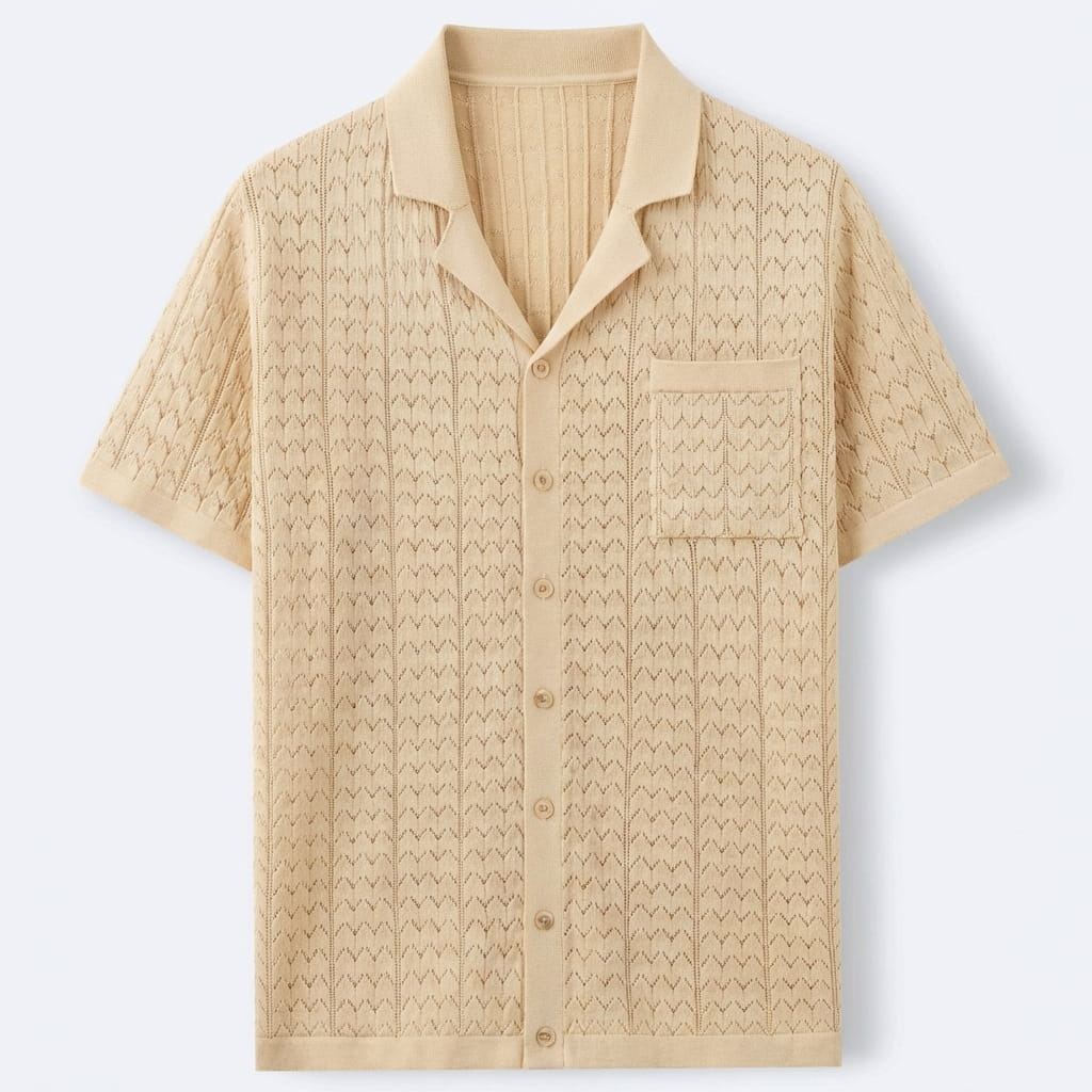 Polo de malha para homem com padrão geométrico e bolso — férias