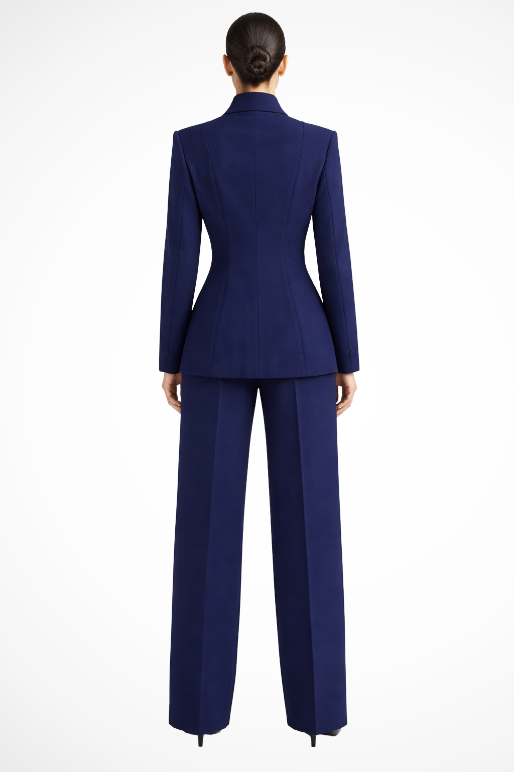 Costum din două piese pentru femei, sacou cambrat și pantaloni evazați