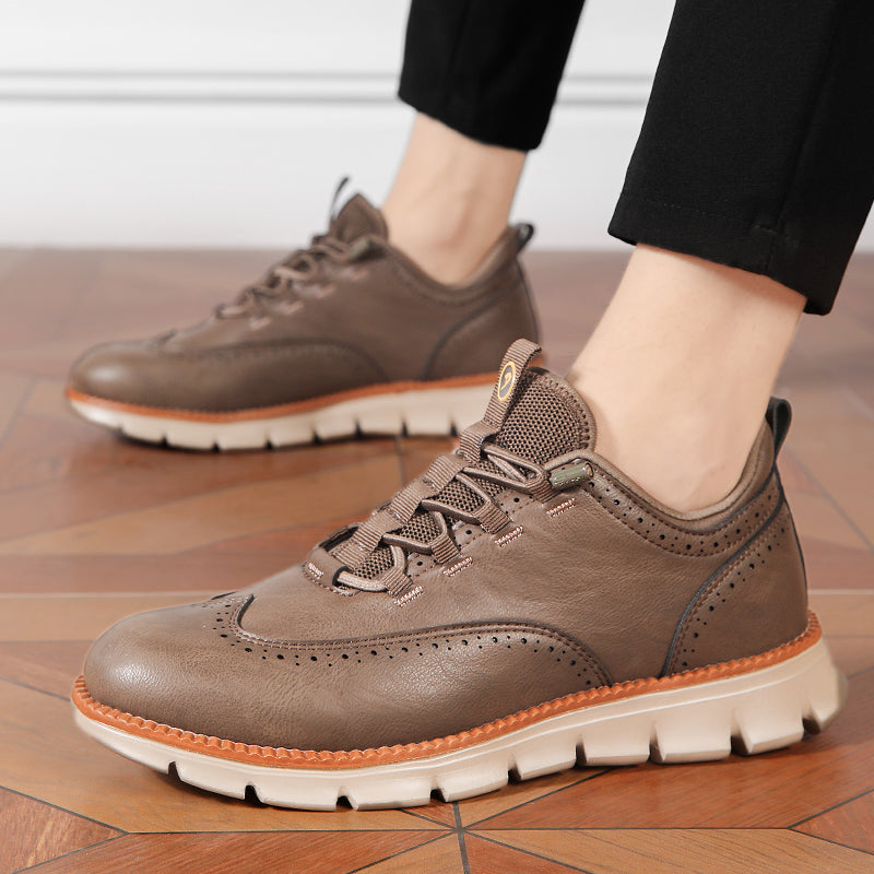 Chaussures Brogue en cuir synthétique avec design Wingtip et semelle en caoutchouc pour homme
