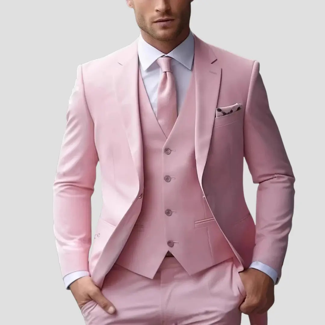 Men's Three-Piece Groom Suit with Slim Fit Cut and Classic Lapels
