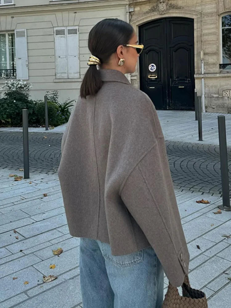 Chaqueta Corta de Mezcla de Lana con Cuello de Solapa y Mangas Oversize para Mujer