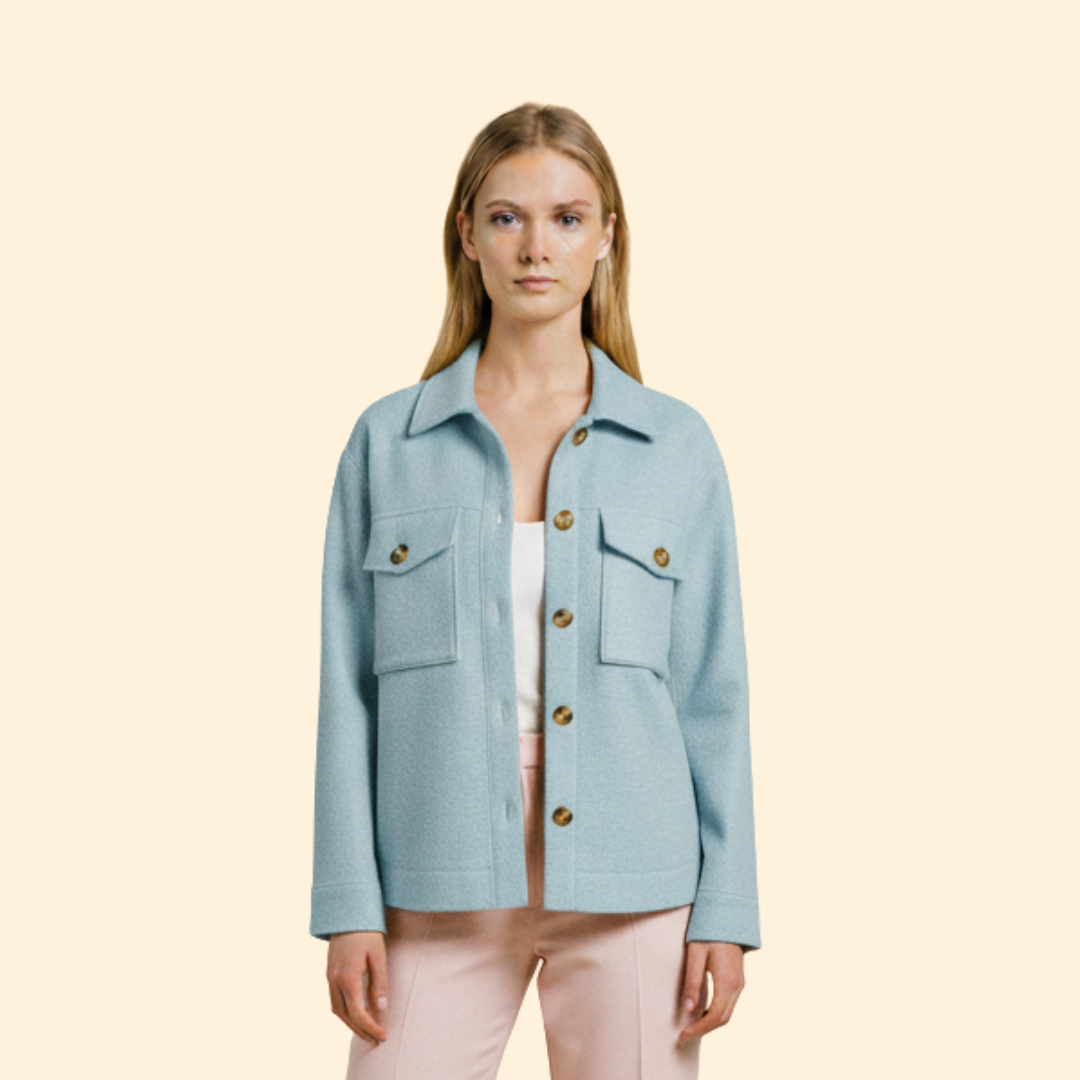 Cappotto lungo con chiusura frontale a bottoni e tasche con patta da donna