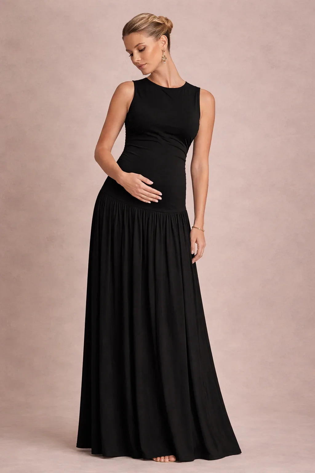 Rochie lungă elegantă de maternitate fără mâneci