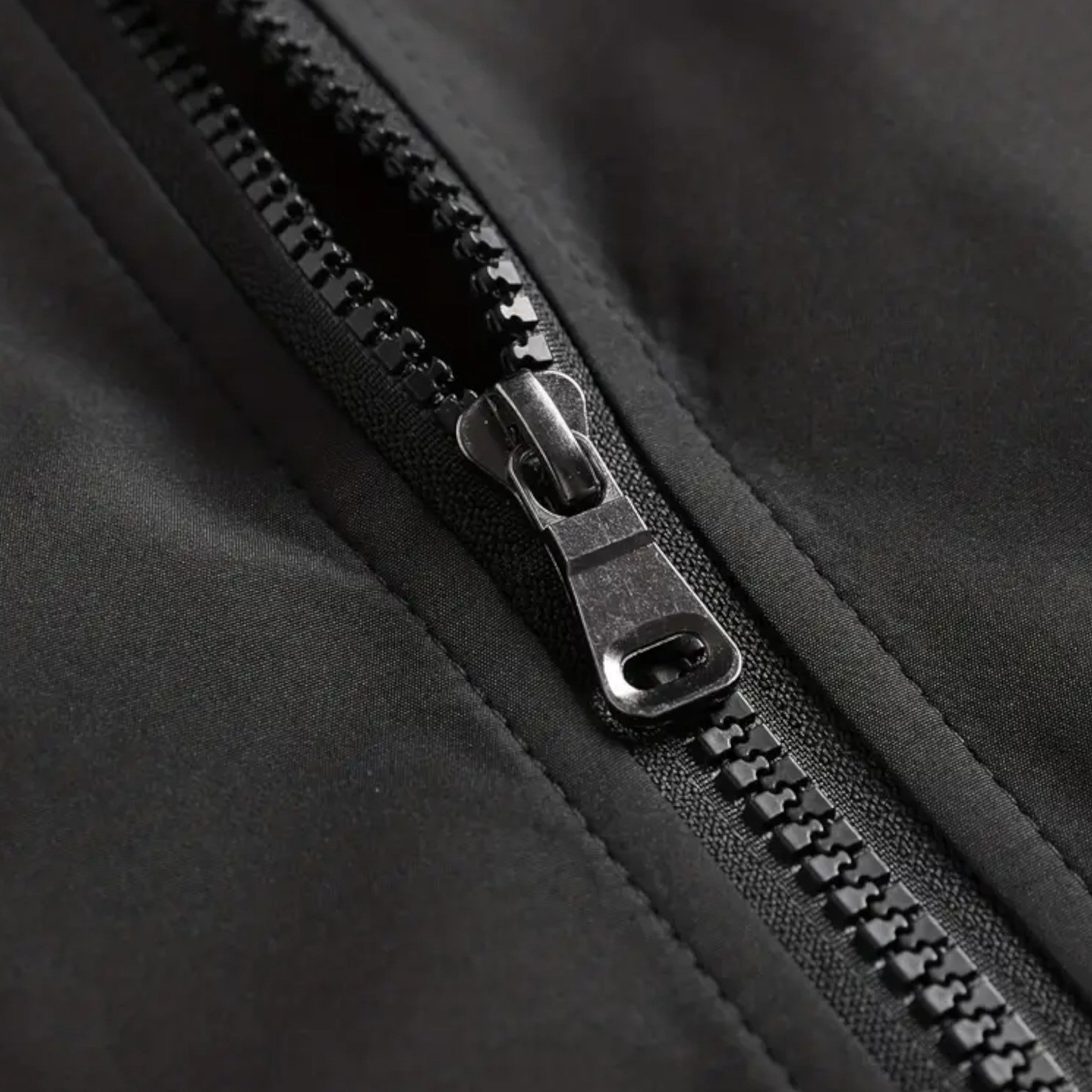 Eliaro Moda | Chaqueta Ligera Hombre Cremallera Cuello Alto