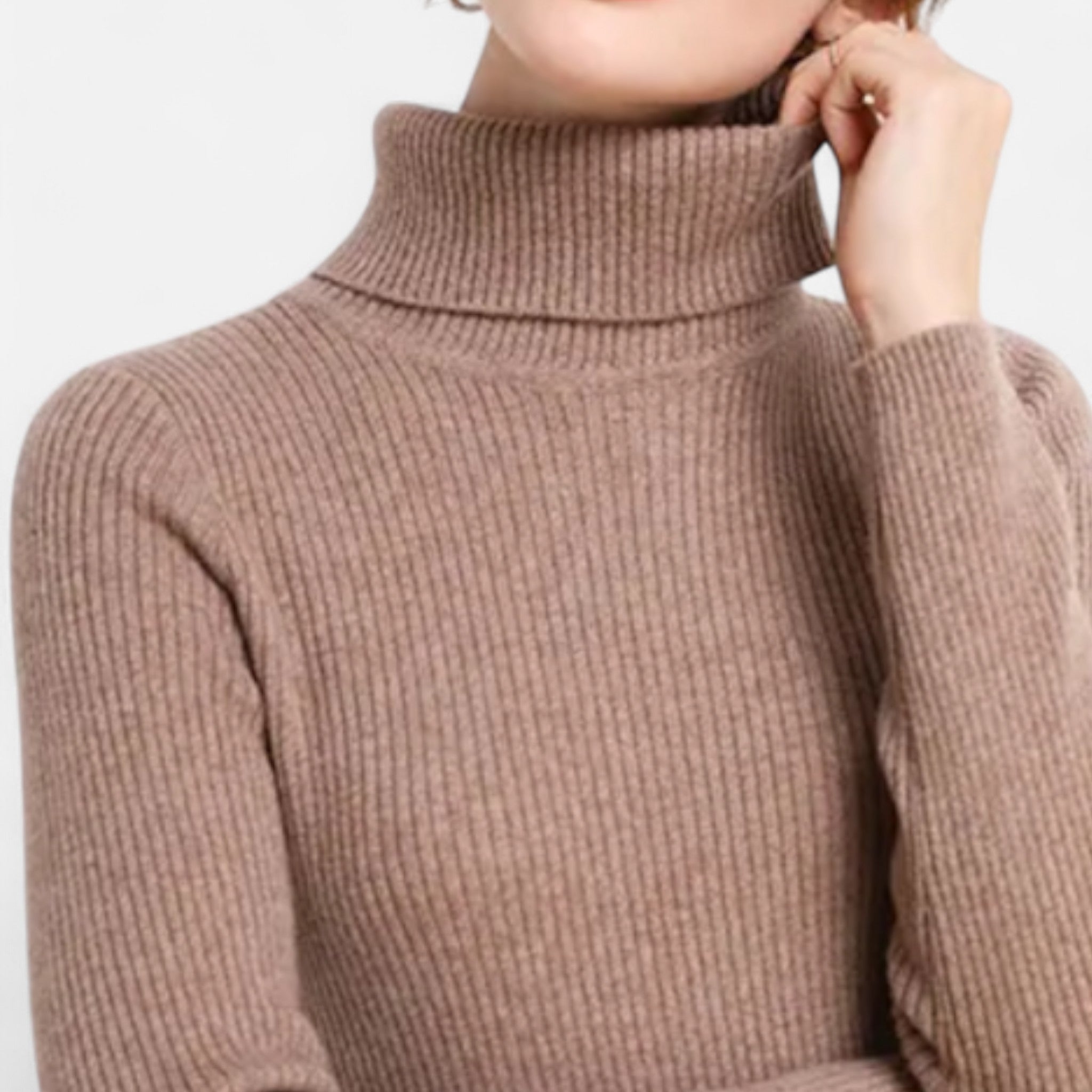 Eliaro Moda | Jersey Cuello Alto Mujer Elegancia Atemporal en Cachemira