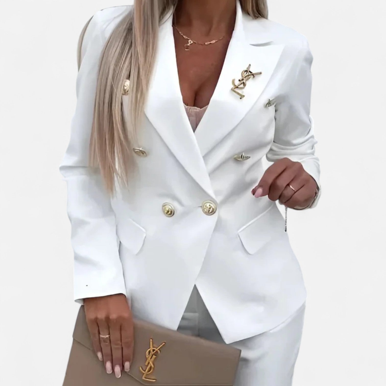 Eliaro Moda | Traje Cruzado para Mujer – Sastrería Sofisticada con Corte Entallado y Presencia Atemporal