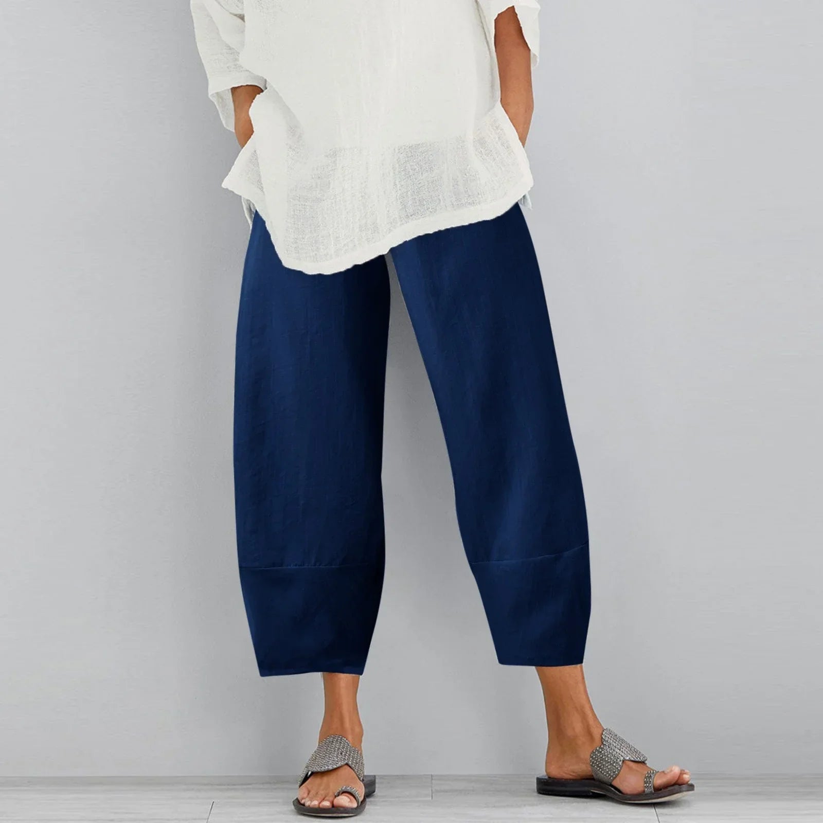 Pantaloni largi pentru femei cu design lejer și croială până la gleznă