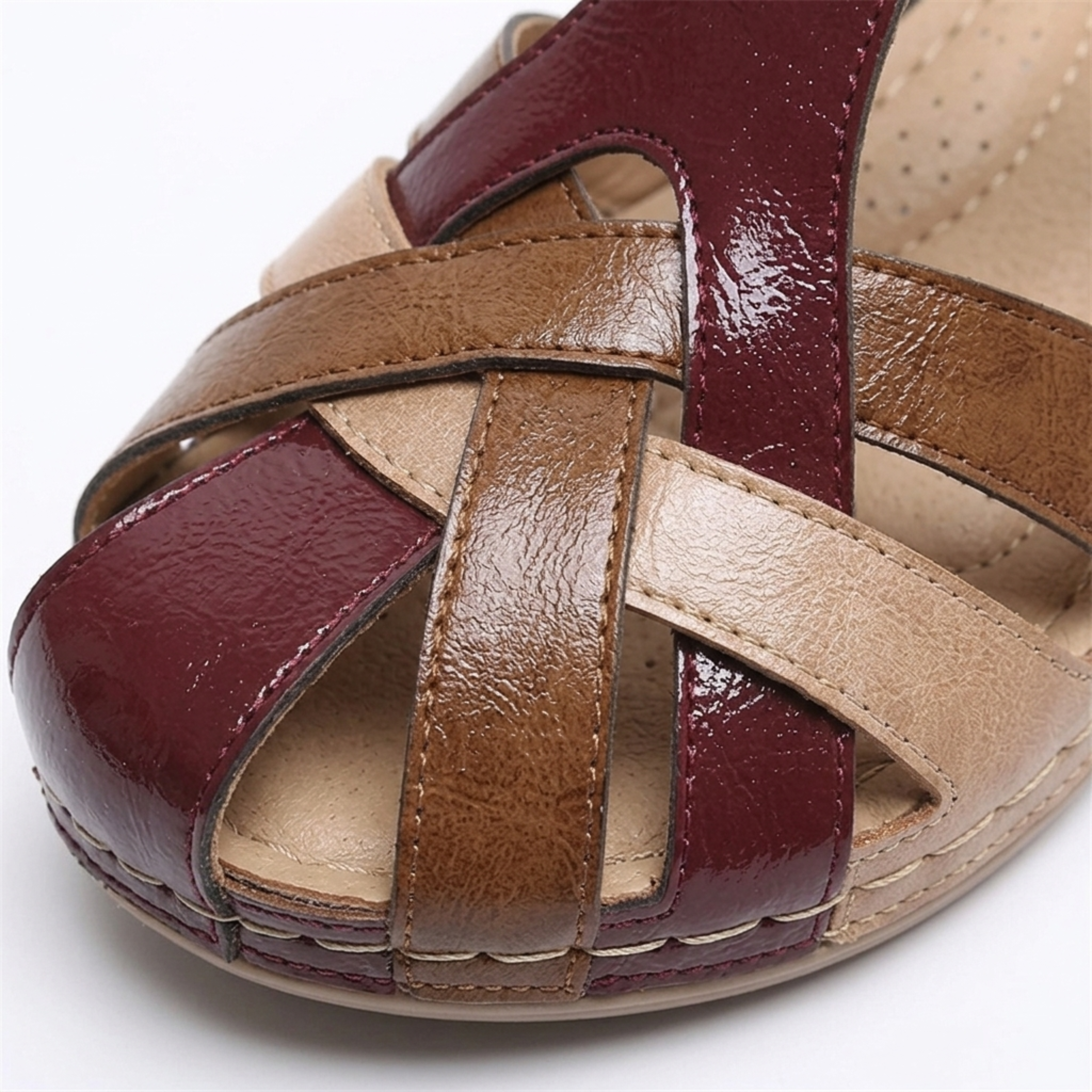 Sandales en cuir pour femme — brides entrelacées pour un usage quotidien