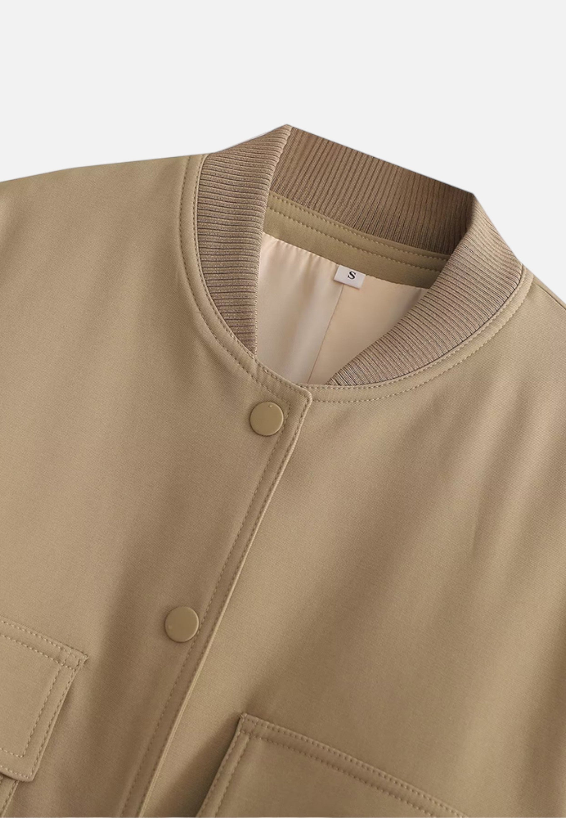 Jachetă bomber scurtă pentru femei cu închidere simplă și buzunare