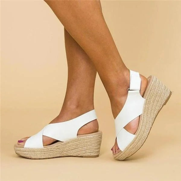 Sandale din piele cu platformă tip espadrile și barete încrucișate pentru femei