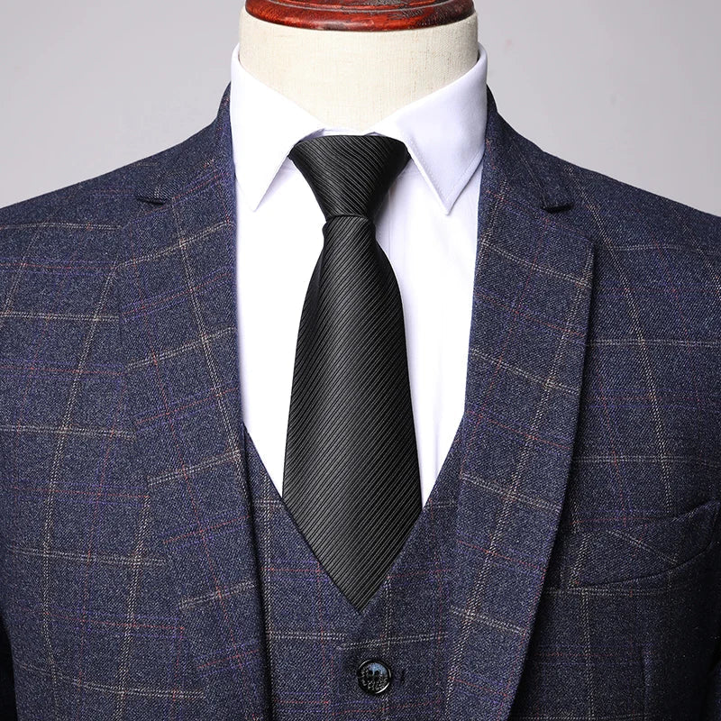 Costume trois pièces pour homme, coupe slim fit, en tissu de confection tissé