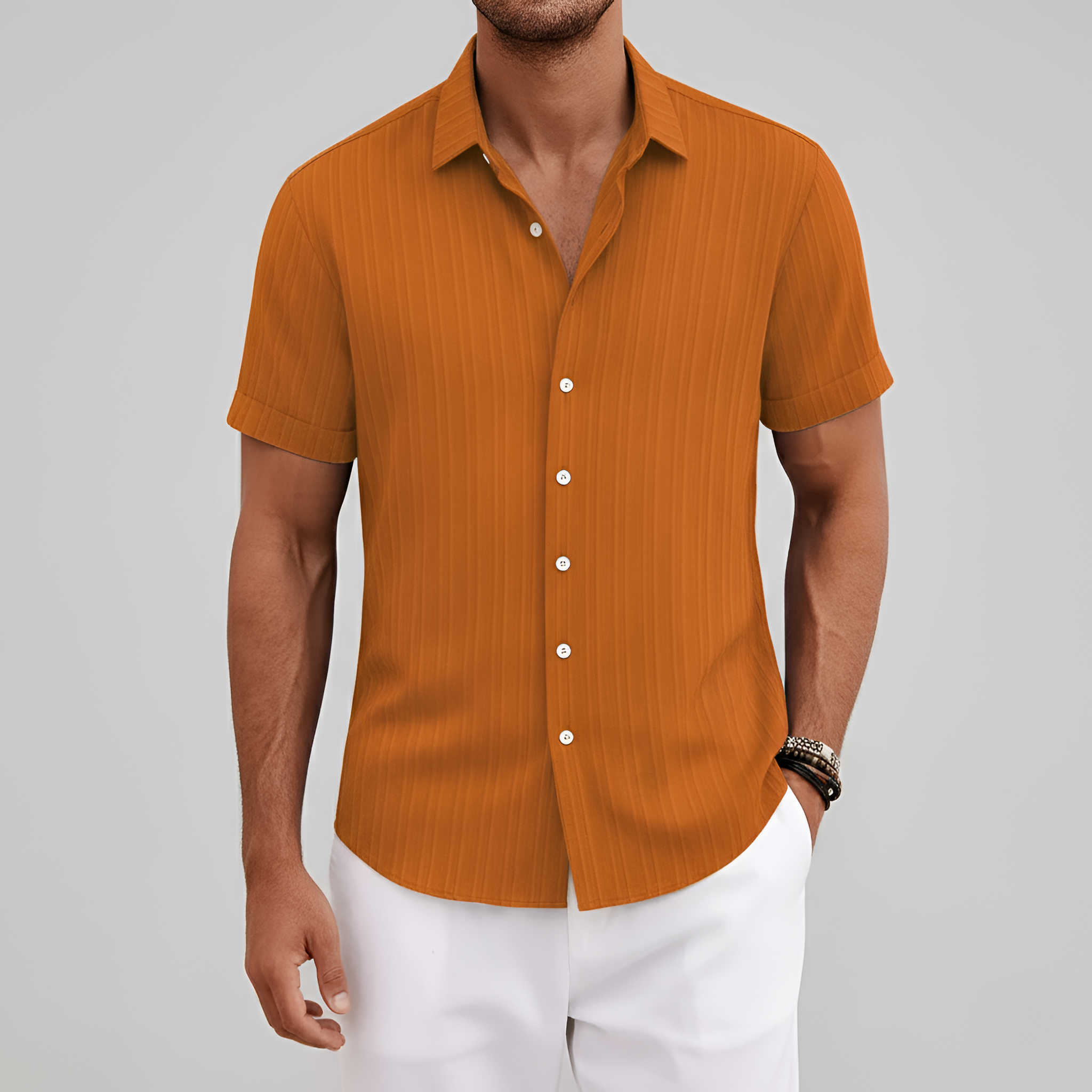Chemise en mélange de coton pour homme à manches courtes avec col et boutons