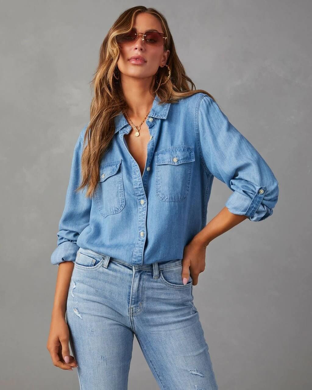 Camicia in denim di poliestere da donna con colletto a risvolto e maniche lunghe