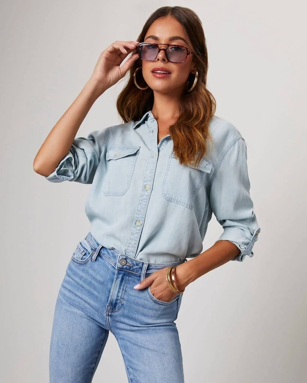 Camicia in denim di poliestere da donna con colletto a risvolto e maniche lunghe
