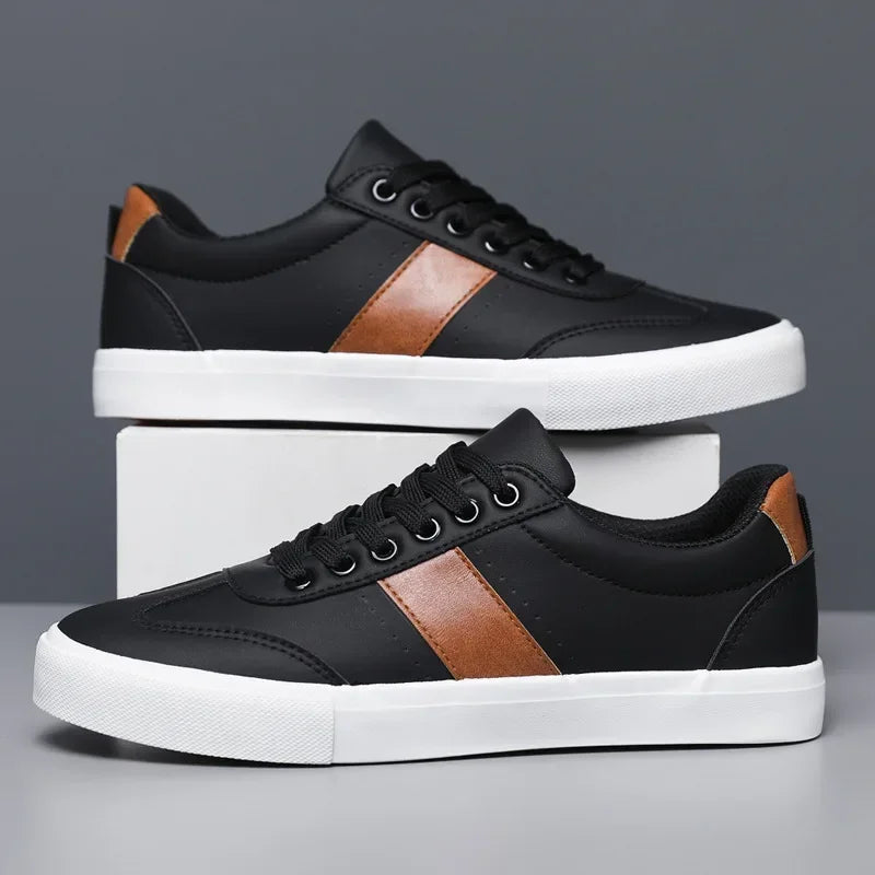 Sneakers casual da uomo con suola in gomma e esterno in pelle sintetica PU