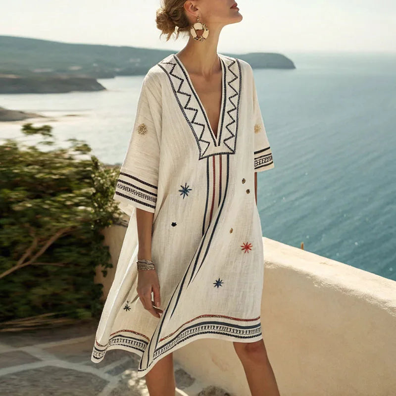 Robe kimono brodée pour femme avec col en V — plage