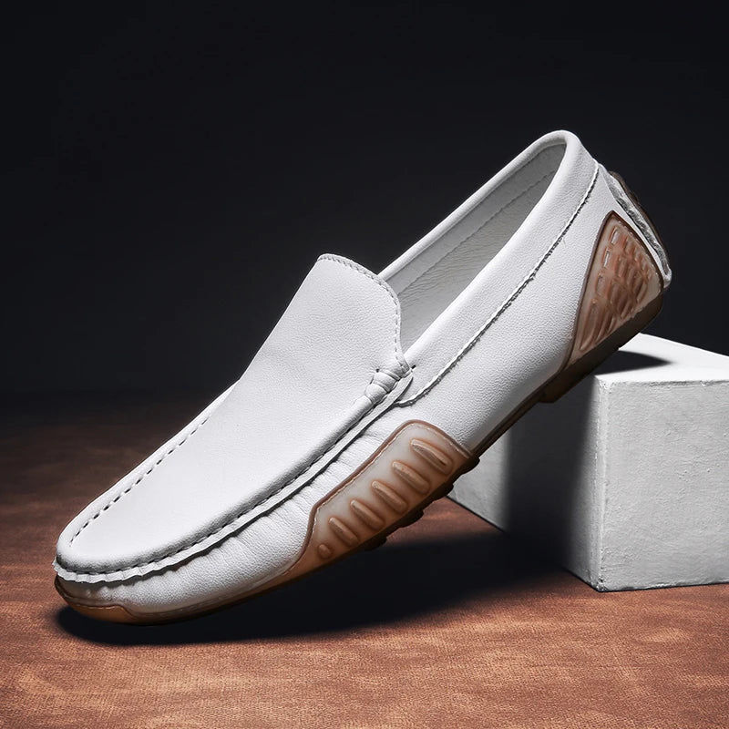 Mocassini da Uomo in Pelle con Suola Antiscivolo in Gomma e Design Slip-On