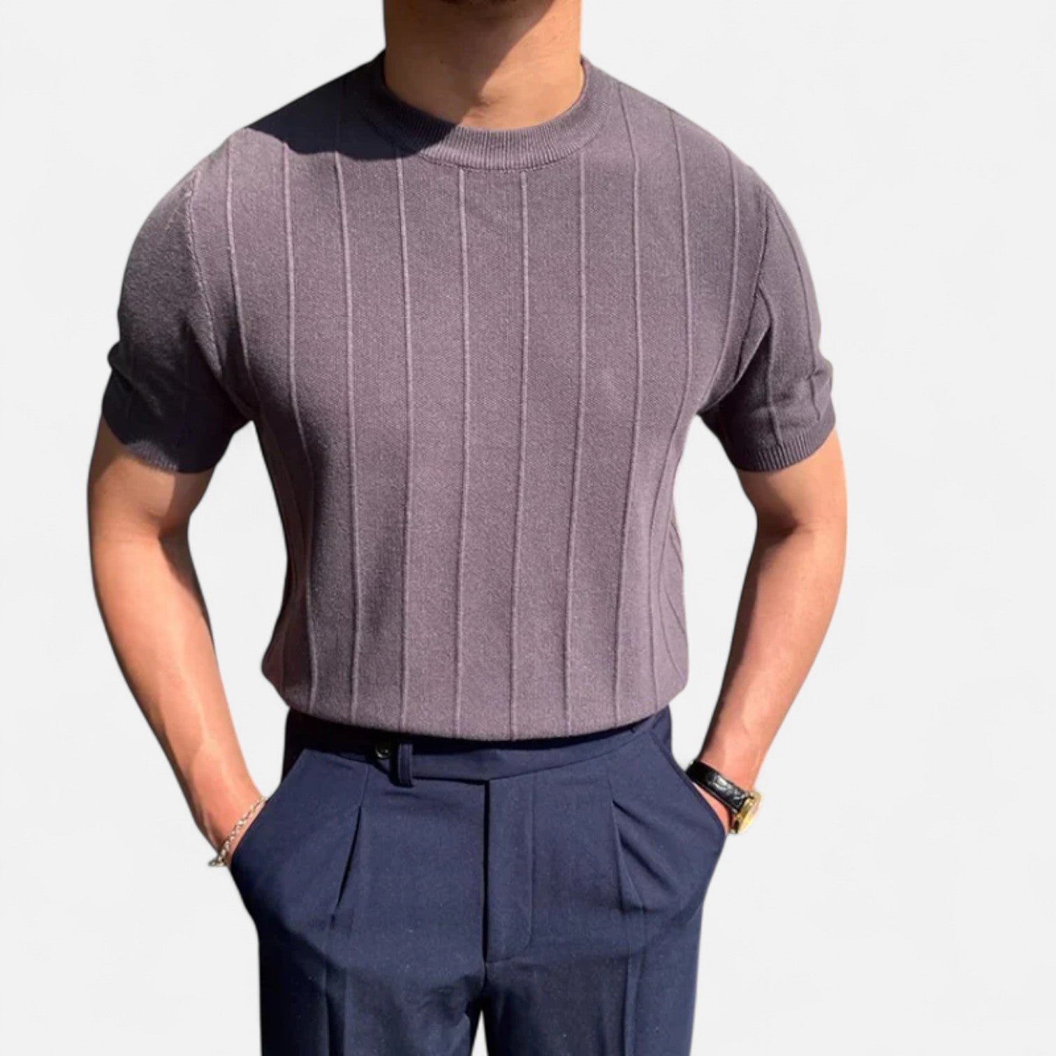 Eliaro Moda | Camiseta para Hombre Estilo Old Money – Lujo Discreto, Sofisticación Atemporal
