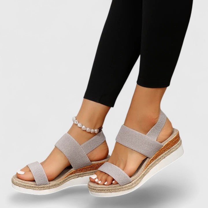 Sandales à plateforme pour femme avec brides Chaussures confortables pour tous les jours