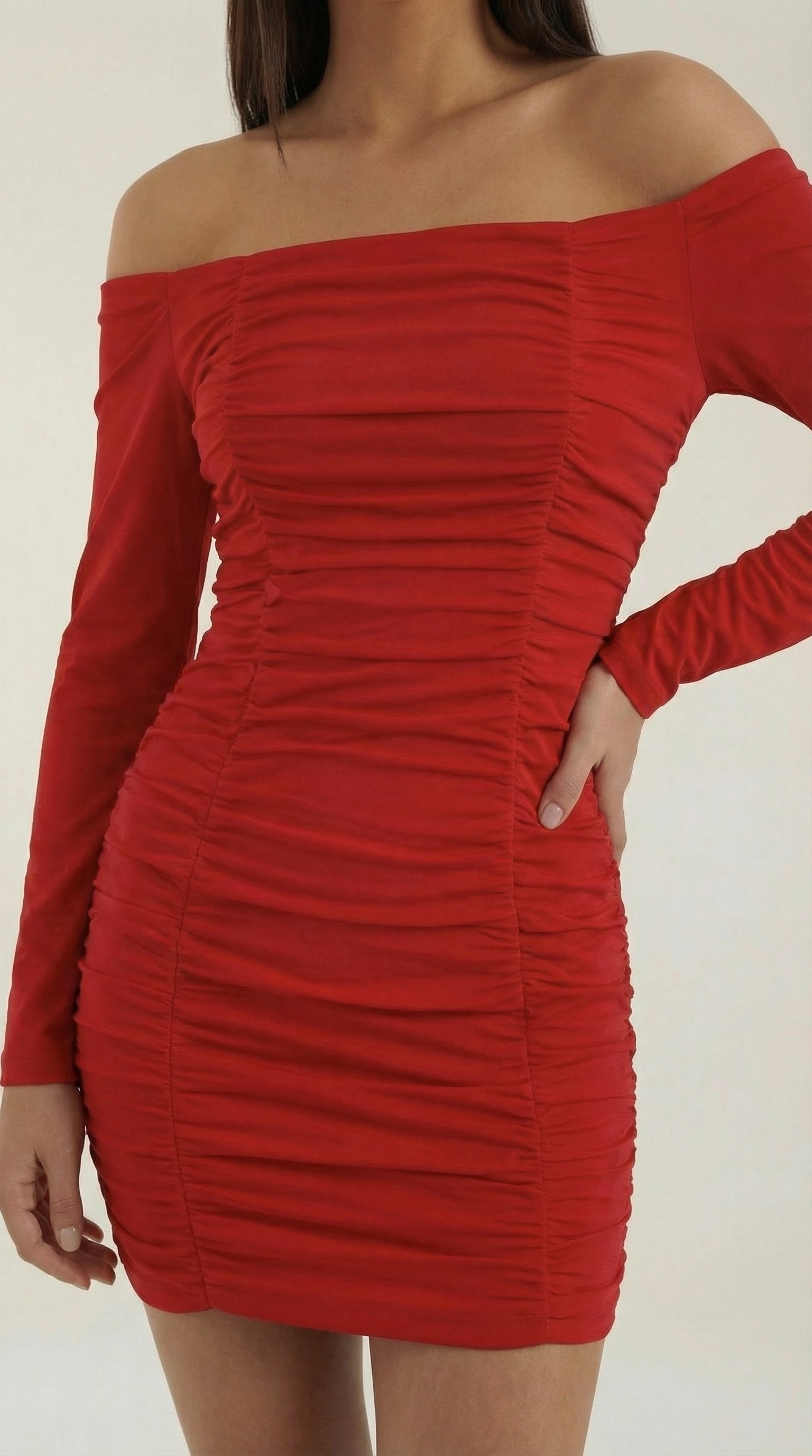 Rochie Mulată cu Umeri Decoltați, Mâneci Lungi și Plisată pentru Femei